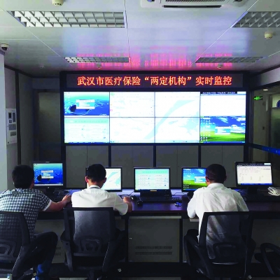 吐鲁番最新药店3000元能套现多少方法分析(最方便真实的吐鲁番急用钱如何提取医保卡里的钱方法)